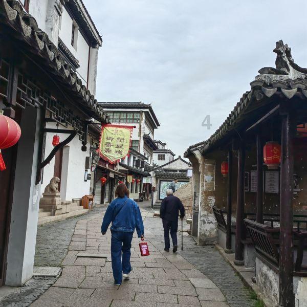 李显即位后，为何不一脚踩扁武三思，反而拉他当亲信？游戏画面